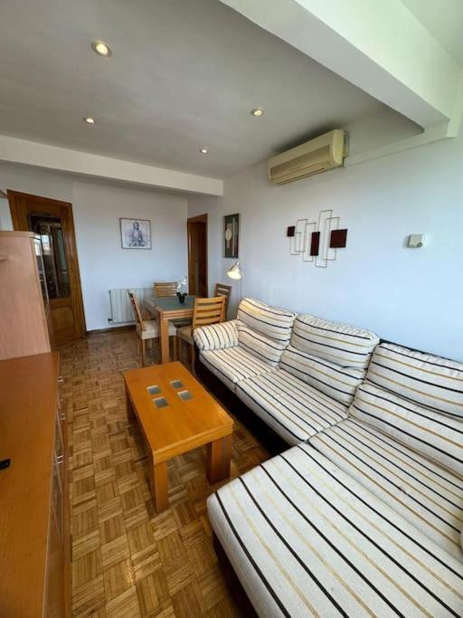 Piso Cerca Al Centro De Madrid San Luciano Apartment Екстериор снимка